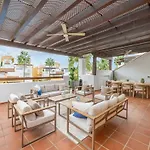 Lxr Bahia De 3hab Beachfront * 마르베야