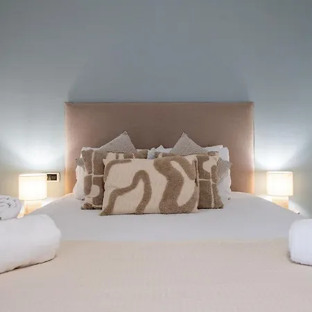 Lxr Bahia De 3hab Beachfront Marbella