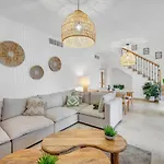 Lxr Bahia De 3hab Beachfront Apartman Marbella
