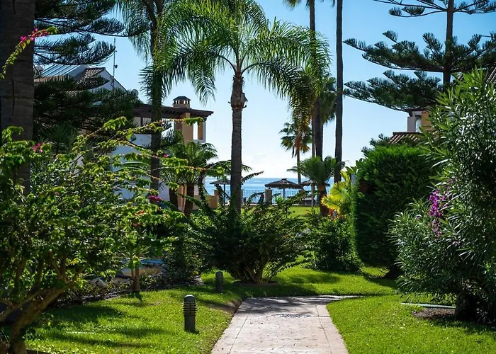 Lxr Bahia De 3hab Beachfront Marbella