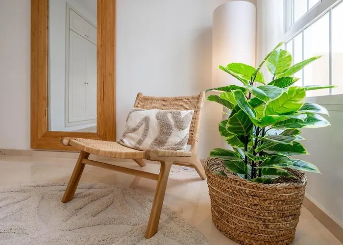 Lxr Bahia De 3hab Beachfront Apartment